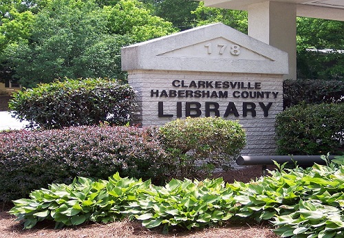 Clarkesville Library Sign